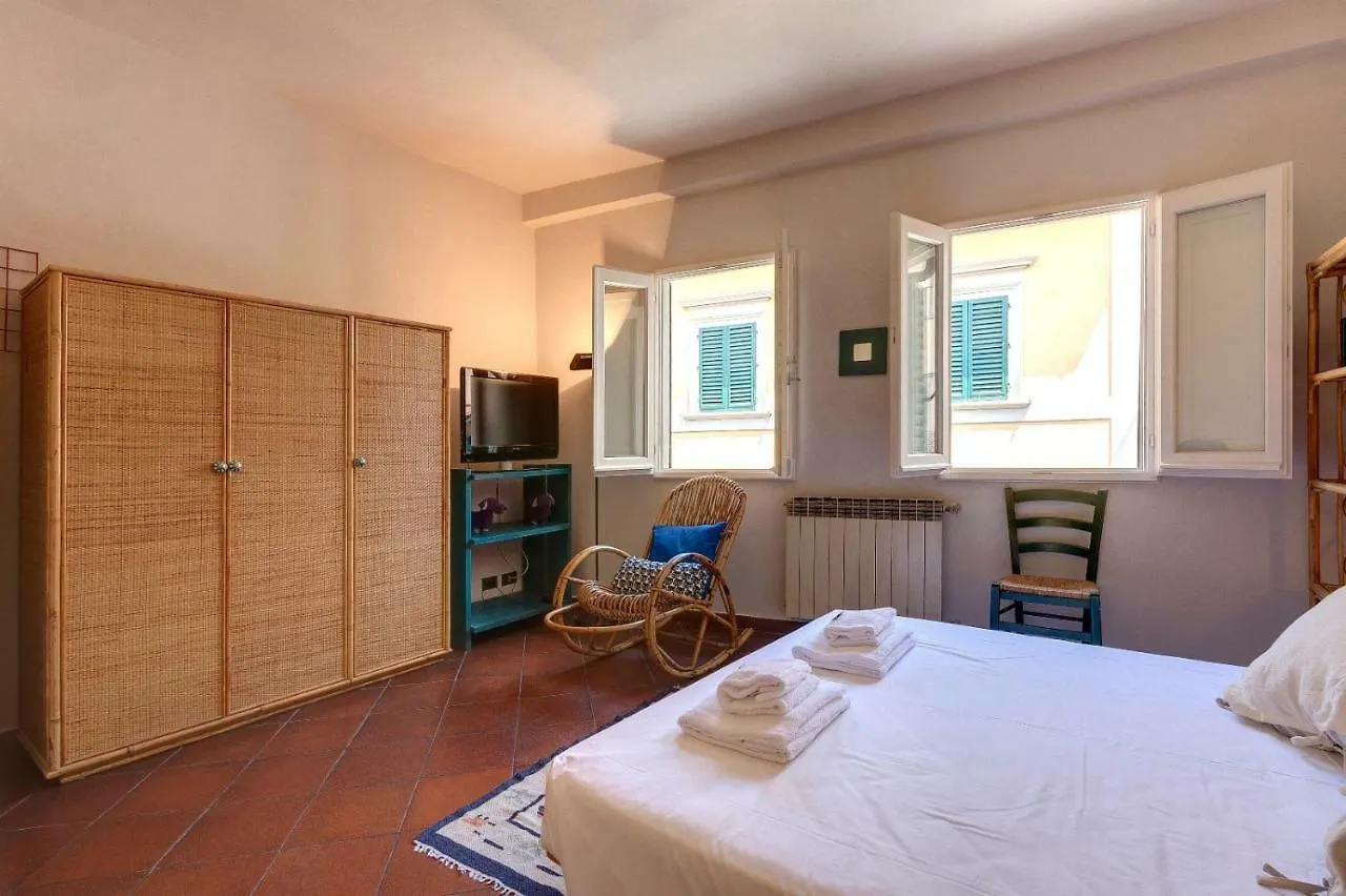 Orto Luminous Apartment With 2 Bedrooms Florence