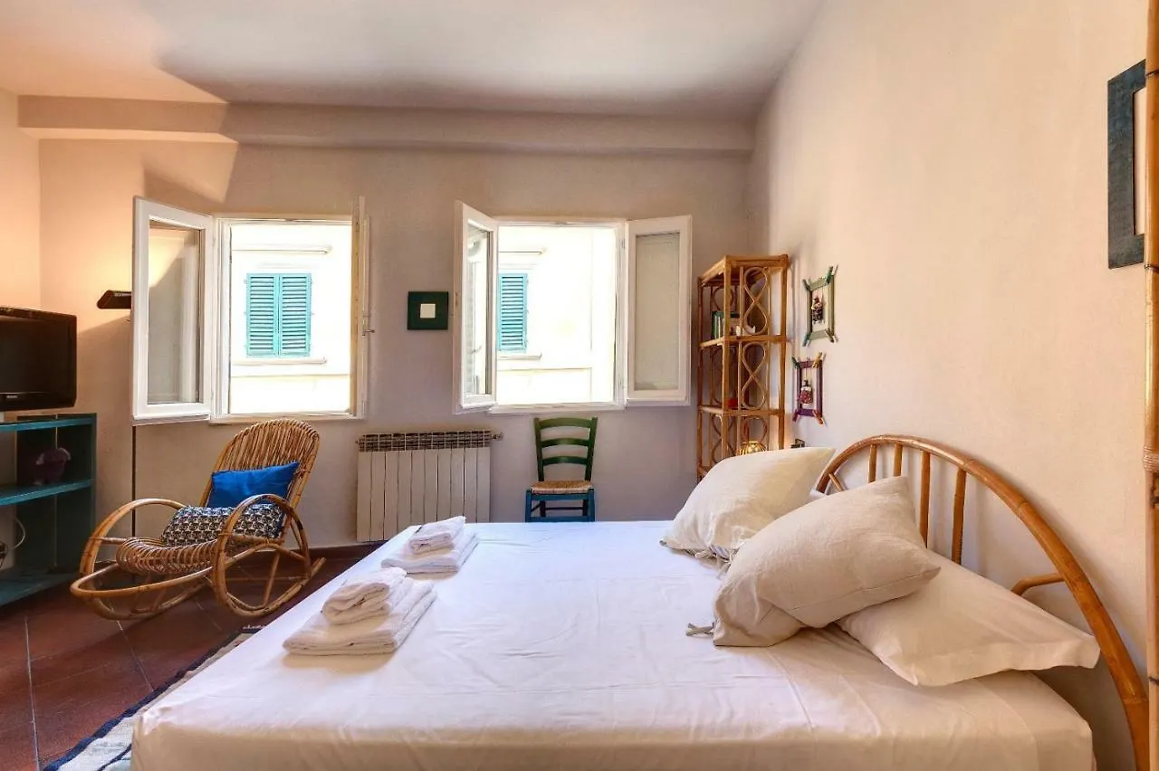 Orto Luminous Apartment With 2 Bedrooms Florence